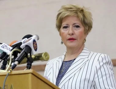 Οργή λαού για το Σκοπιανό στις Σέρρες: «Τα άκουσε» η Μαρία Κόλλια – Τσαρουχά (βίντεο)